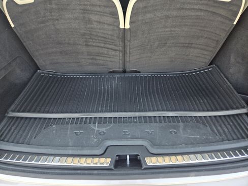 Certified 2025 Volvo XC90 T8 Core w/ Protection Package image 43