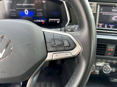 Used 2024 Volkswagen Jetta SE FWD image 18