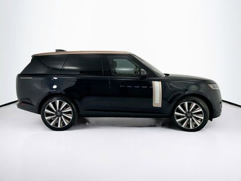 Certified 2023 Land Rover Range Rover SV AWD/4WD image 4