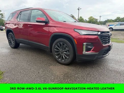 Used 2023 Chevrolet Traverse RS w/ LPO, Floor Liner Package AWD/4WD image 1
