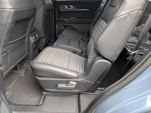 New 2026 Ford Explorer ST-Line image 27