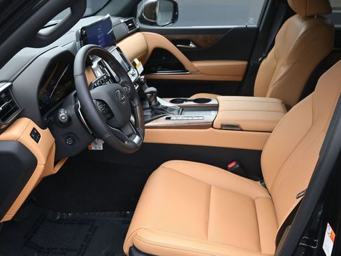 New 2026 Lexus LX 600 4WD w/ Accessory Package (2T) image 10