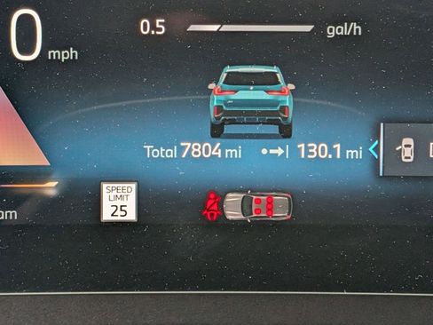 Used 2025 BMW X1 xDrive28i w/ Technology Package image 23