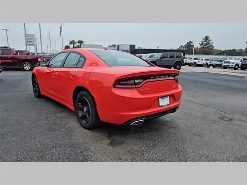 Used 2021 Dodge Charger SXT w/ Leather Interior Group image 30