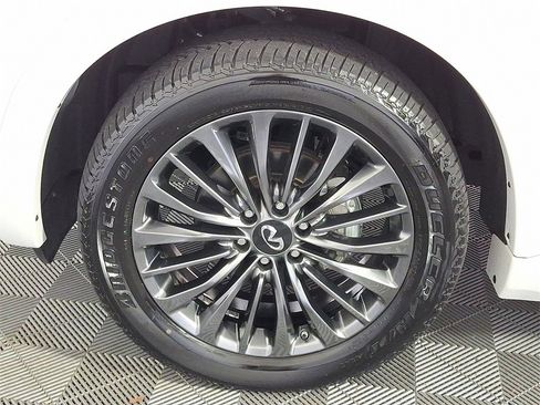 Certified 2024 INFINITI QX80 Sensory w/ Cargo Package image 12