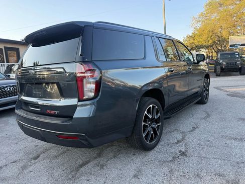 Used 2021 Chevrolet Suburban RST w/ Luxury Package AWD/4WD image 7