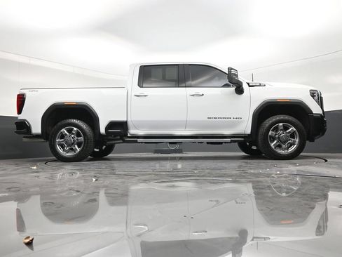 Used 2025 GMC Sierra 2500 SLT w/ SLT Premium Package AWD/4WD image 29