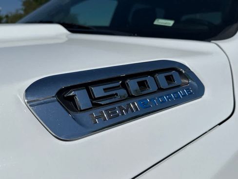 Used 2024 RAM 1500 Laramie RWD image 9