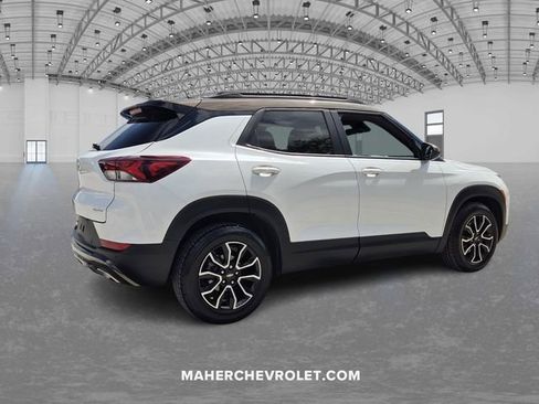 Used 2021 Chevrolet TrailBlazer ACTIV w/ Sun and Liftgate Package image 7