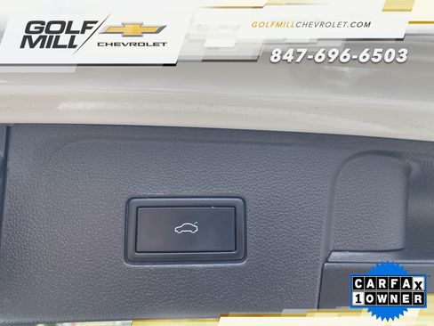 Used 2023 Volkswagen Atlas SE w/ Panoramic Sunroof Package AWD/4WD image 12
