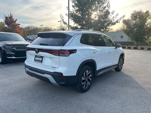 New 2026 Volkswagen Tiguan S image 7