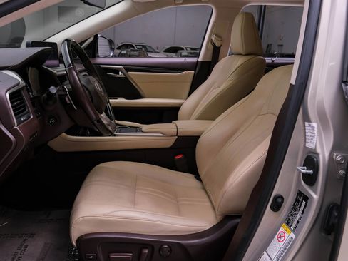 Used 2020 Lexus RX 450hL Luxury w/ Accessory Package image 3