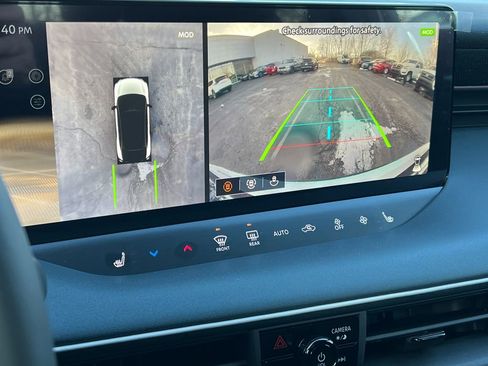 New 2026 Nissan Leaf Platinum+ image 23