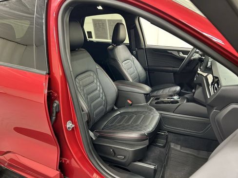 Used 2023 Ford Escape ST-Line Elite w/ Premium Technology Package AWD/4WD image 23