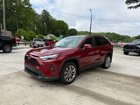 Used 2023 Toyota RAV4 XLE Premium AWD/4WD image 10