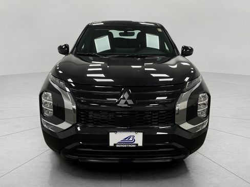 New 2026 Mitsubishi Outlander LE AWD/4WD image 41