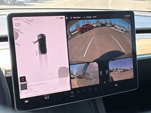 Used 2023 Tesla Model Y Long Range AWD/4WD image 18