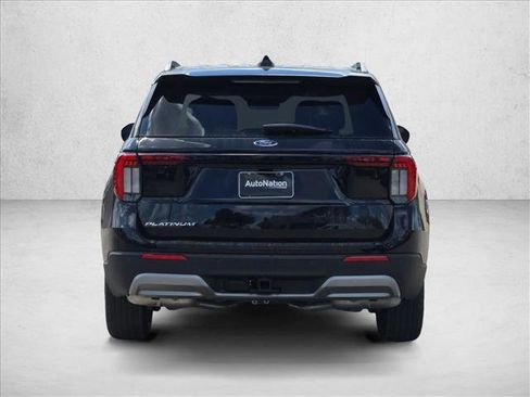 New 2026 Ford Explorer Platinum image 8