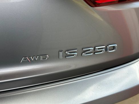 Used 2015 Lexus IS 250 AWD w/ Luxury Package image 34