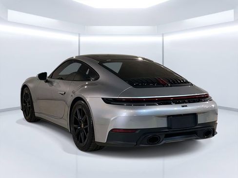 Certified 2025 Porsche 911 Carrera RWD image 7