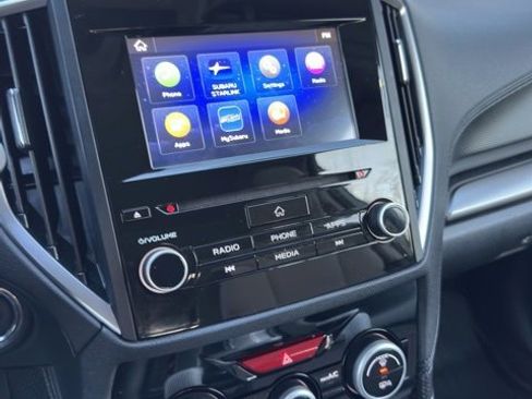 Used 2019 Subaru Forester Premium image 12