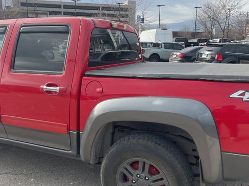 Used 2011 Chevrolet Colorado LT image 6