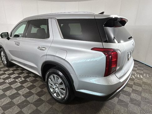 Used 2024 Hyundai Palisade SEL FWD image 5