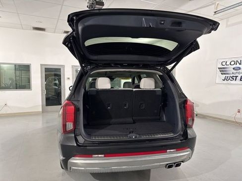 Used 2025 Hyundai Palisade Calligraphy image 13