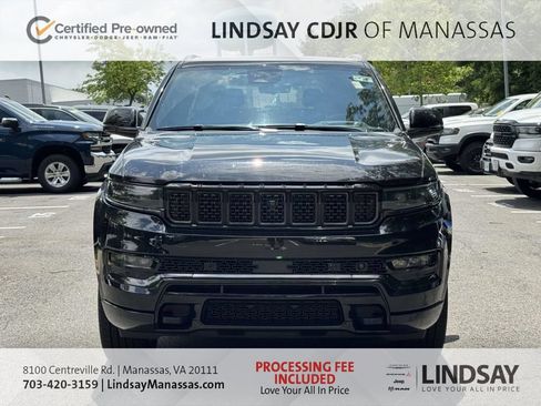 Used 2024 Jeep Grand Wagoneer Series II w/ Quick Order Packagew 28T AWD/4WD image 3