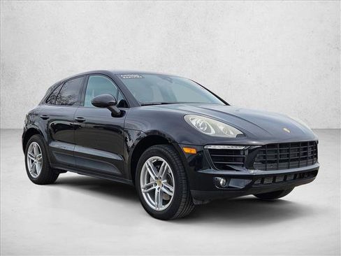 Used 2017 Porsche Macan image 3