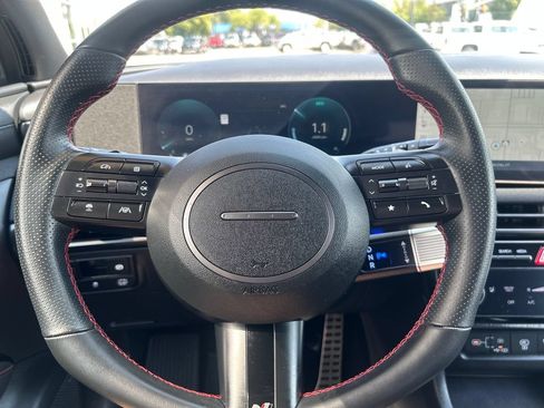 Used 2025 Hyundai Tucson N Line AWD/4WD image 17
