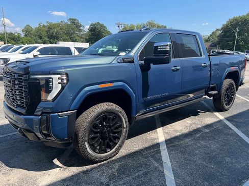 New 2026 GMC Sierra 2500 Denali Ultimate w/ LPO, Black Badging Package AWD/4WD image 29