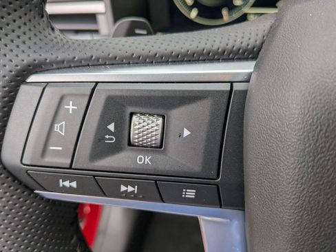 New 2025 Mitsubishi Outlander SE image 18