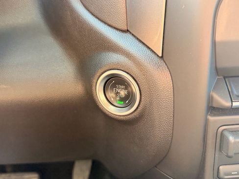 Used 2025 Chevrolet Silverado 1500 Custom Trail Boss AWD/4WD image 19