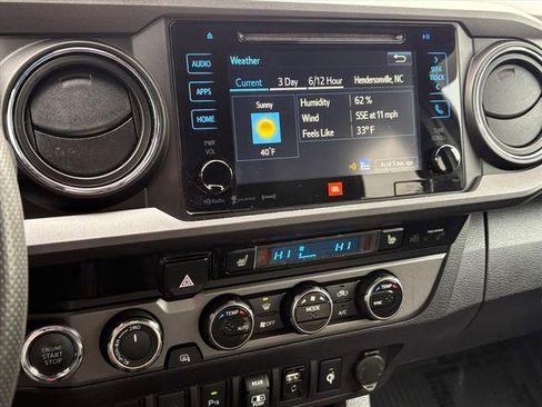 Used 2018 Toyota Tacoma SR image 10