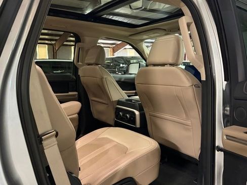 Used 2023 Ford Expedition Limited image 13