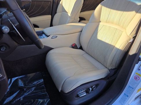 Used 2018 Lexus LS 500 AWD w/ Interior Upgrade Package image 19
