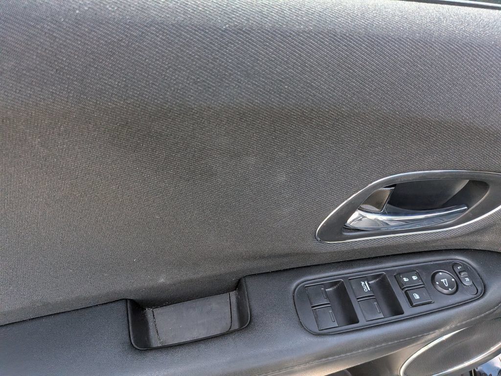 Used 2022 Honda HR-V EX image 10