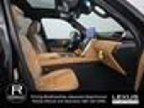 Used 2025 Lexus LX 700h Luxury w/ Appearance Package image 12