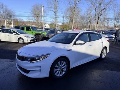 Used 2018 Kia Optima EX