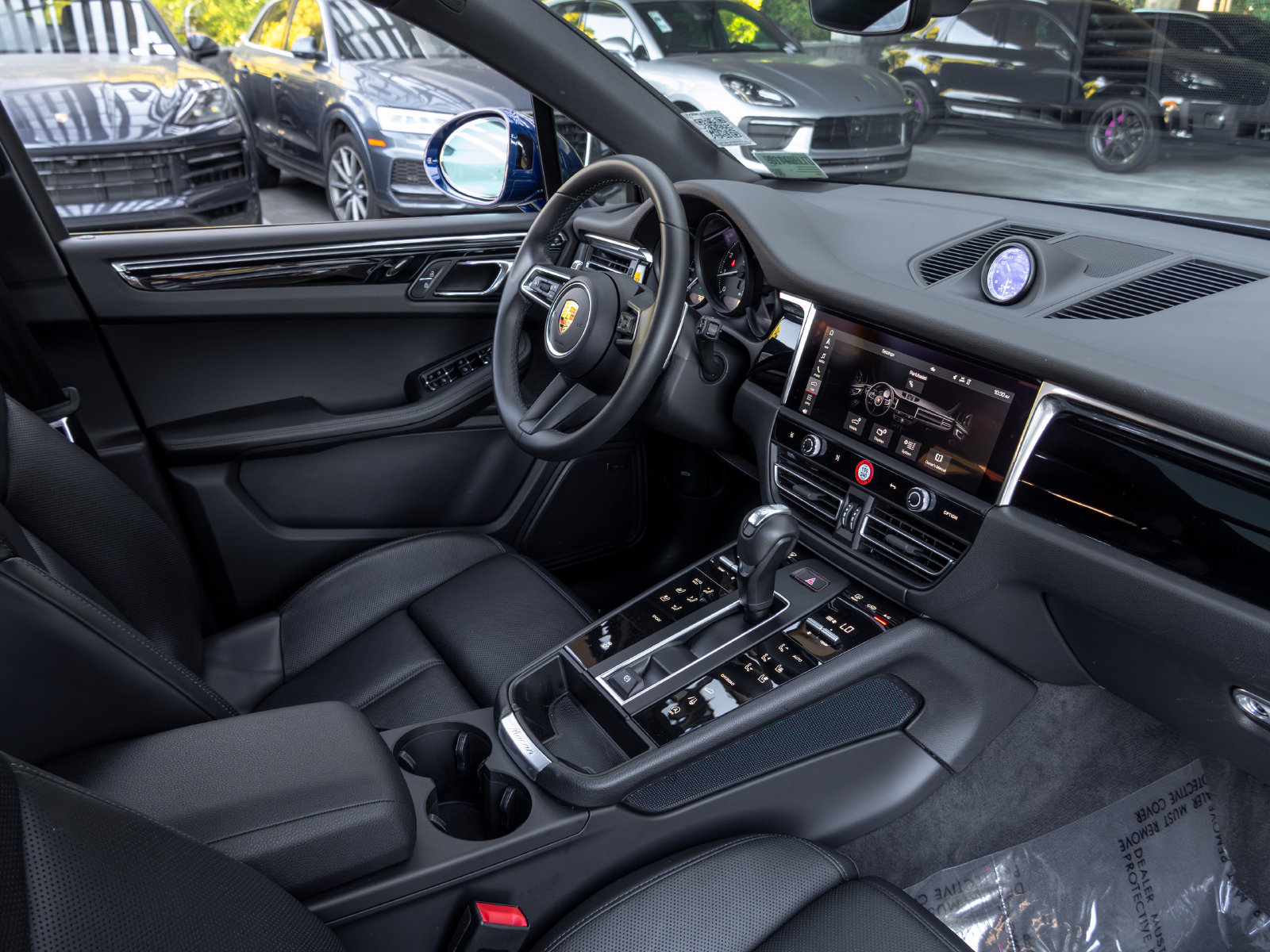 Certified 2026 Porsche Macan AWD/4WD image 54