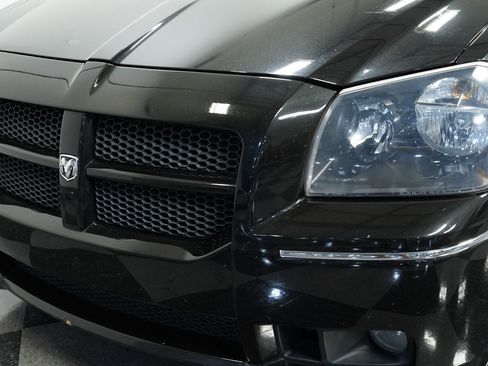 Used 2006 Dodge Magnum SRT8 w/ SRT Option Group III image 17