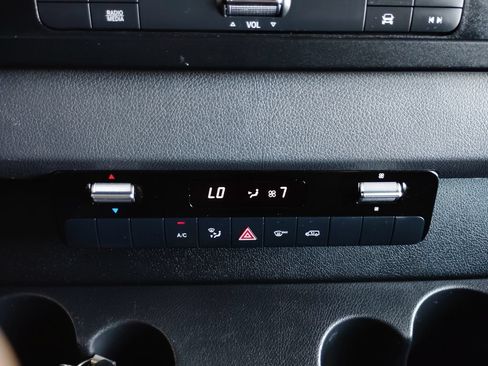 Used 2023 Mercedes-Benz Sprinter 3500 image 31