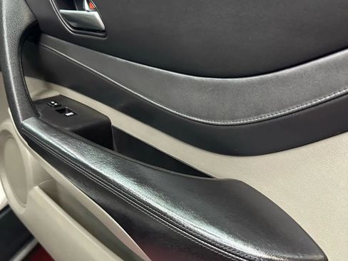 Used 2010 Acura ZDX w/ Advance Package image 30