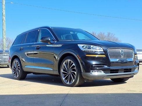 Used 2021 Lincoln Aviator Reserve w/ Equipment Group 202A image 3
