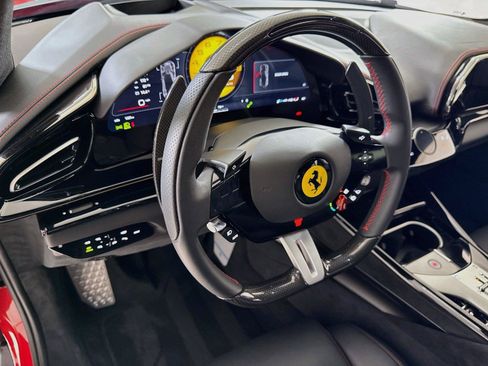 Used 2025 Ferrari Purosangue AWD/4WD image 26