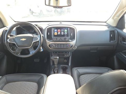 Used 2018 Chevrolet Colorado Z71 image 17