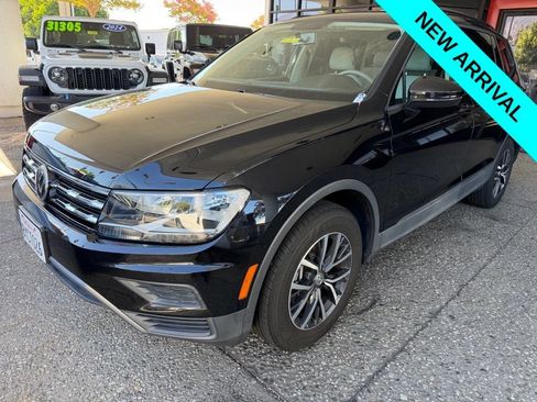 Used 2021 Volkswagen Tiguan S FWD image 1