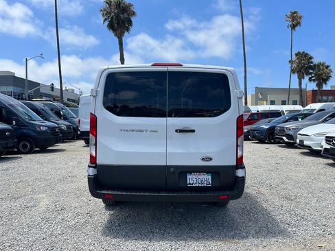 Used 2019 Ford Transit 250 130 Low Roof w/ Exterior Upgrade Package RWD image 9