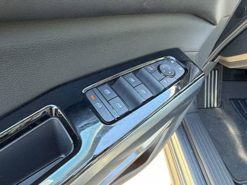 New 2026 Nissan Pathfinder SL image 20